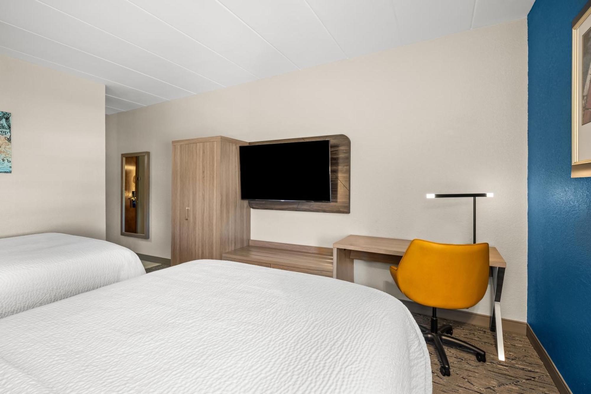 Holiday Inn Express Boston North-Woburn By Ihg Экстерьер фото