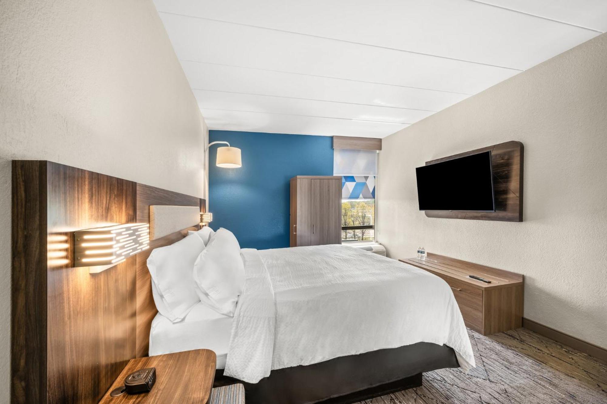 Holiday Inn Express Boston North-Woburn By Ihg Экстерьер фото