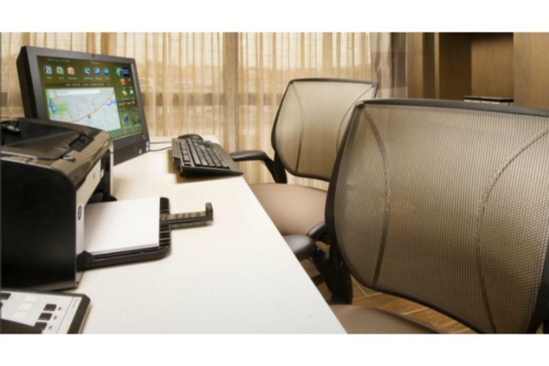 Holiday Inn Express Boston North-Woburn By Ihg Экстерьер фото