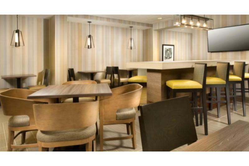Holiday Inn Express Boston North-Woburn By Ihg Экстерьер фото